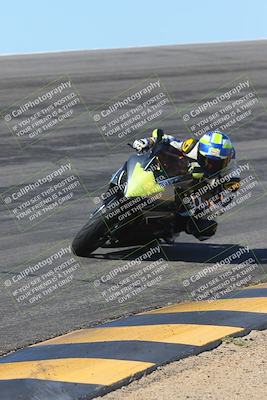 media/Mar-24-2025-Moto Forza (Mon) [[57ce5c5cff]]/1-Advanced Group/Session 2 (Bowl)/